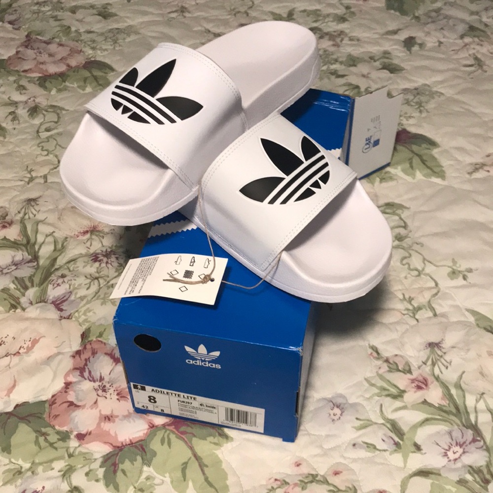 White adilette lite